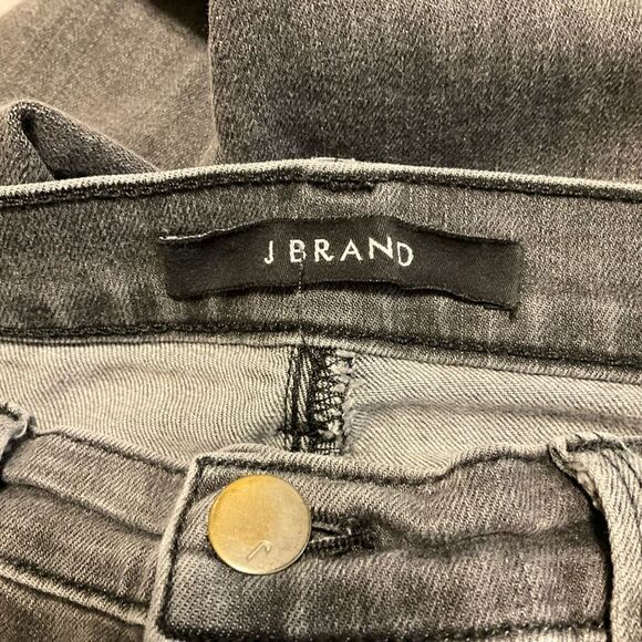 JBrand JAX Skinny Leg Jeans, 27. Grey. - Picture 5 of 9